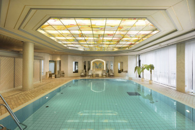 Maritim Hotel und Congresszentrum Ulm: Pool