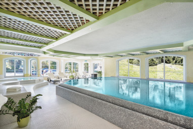 Königshof Hotel Resort ****Superior: Pool
